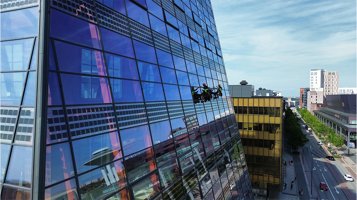 Fyrtornet Malmö – Sweden’s tallest timber office building with KNAPP RICON® connectors for the glass façade