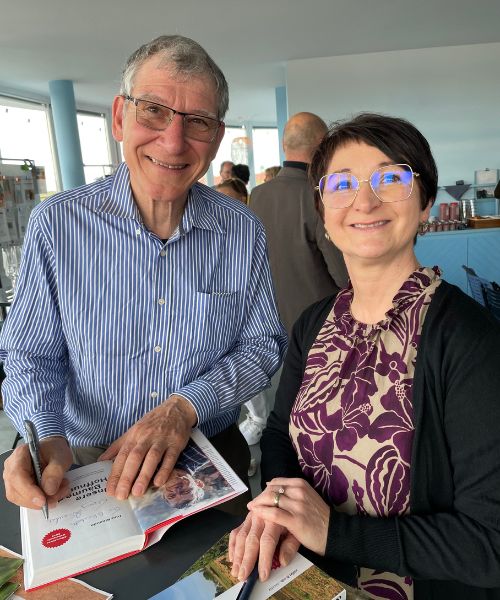 Tony Rinaudo und Elisabeth Kerschdorfer-Knapp