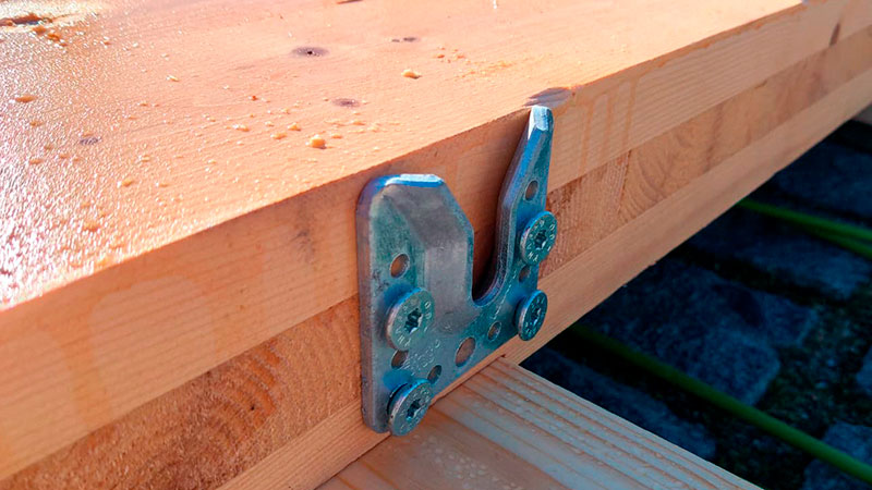 Modularer Holzpavillon „Pabellón Viajero“ mit innovativer Tragstruktur, gebaut mit KNAPP WALCO V und WALCO Bolt Verbindungssystemen für modernen Holzbau.